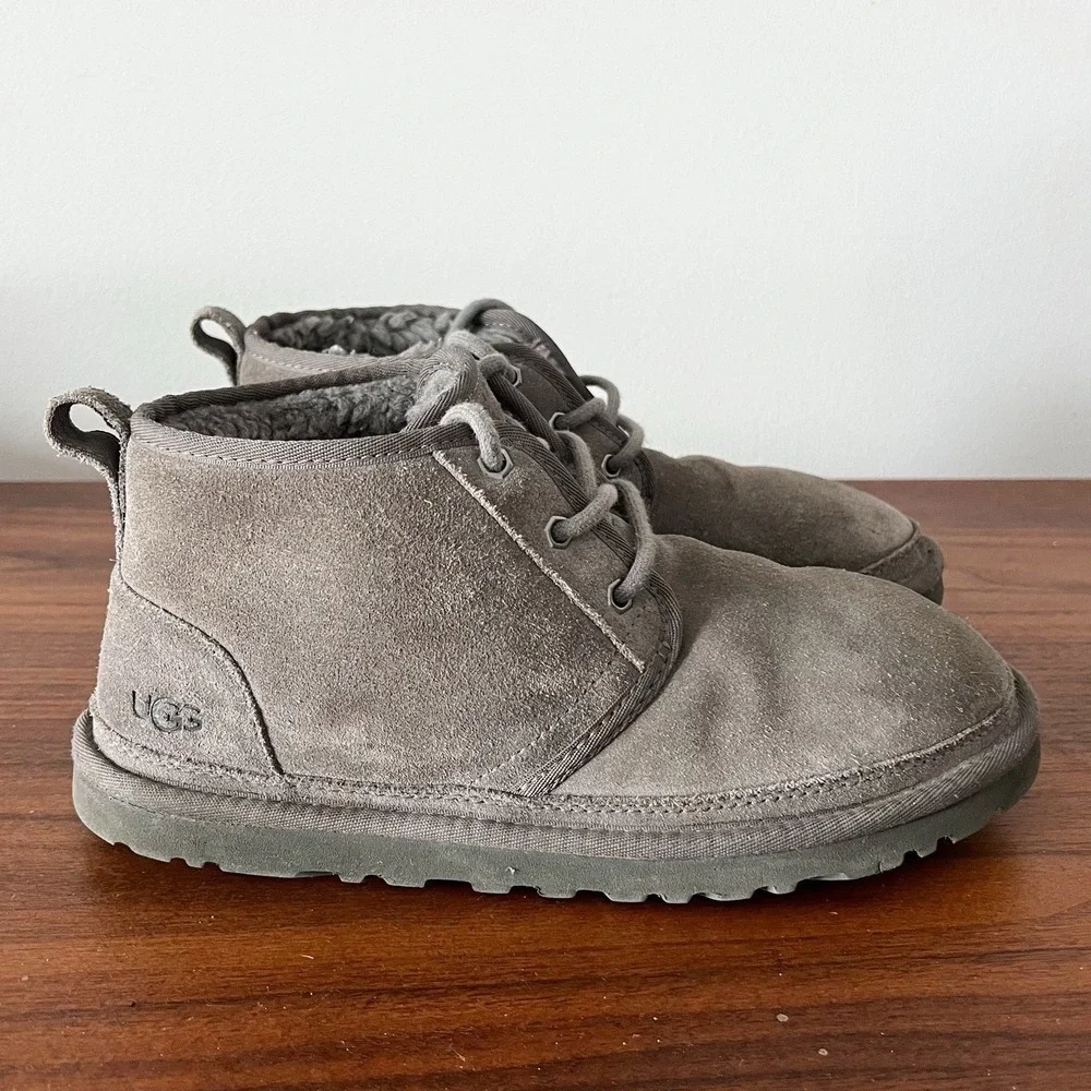UGG Men's Neumel Boot Brown Lace Up Suede Shearling Lined Chukka Size 8